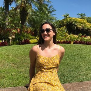 Meet your Posher, Elizabeth